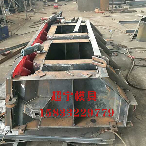 階梯式護(hù)坡鋼模具